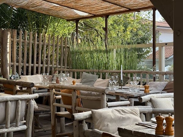 Restaurant Mayzou à Lège-Cap-Ferret, France