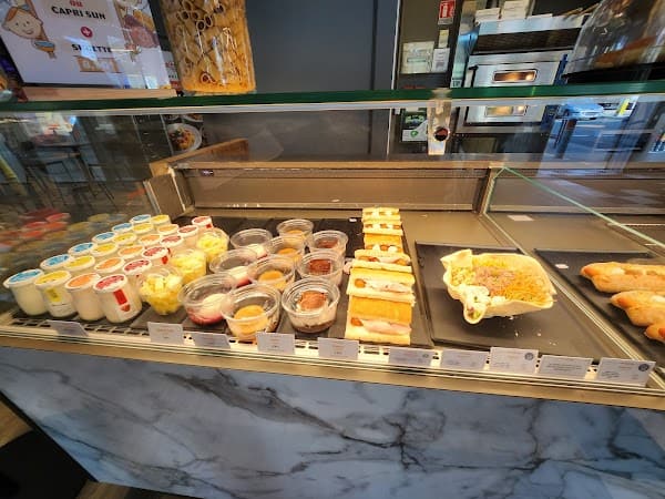 Restaurant Mezzoday – Gradignan Station service Enilive à Gradignan, France