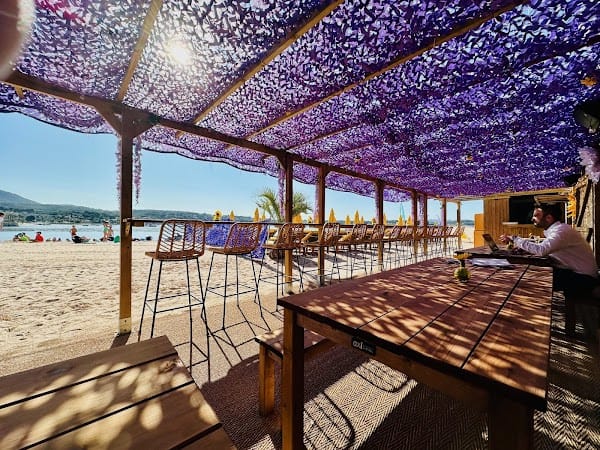 Restaurant Monsieur Poulpe Plage à Bandol, France
