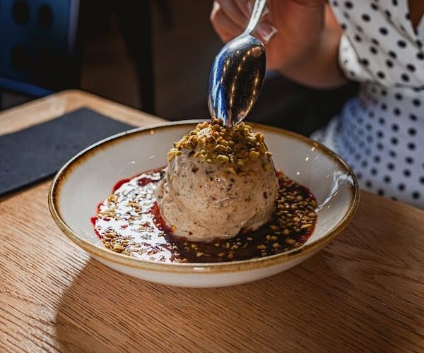 Restaurant Moustache Bistro Pub à Châtenay-Malabry, France