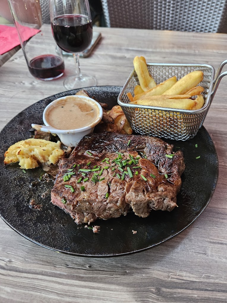 Restaurant MUM Café à Phalsbourg, France — photo 2