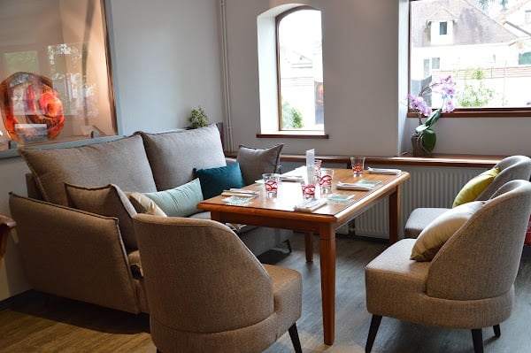 Restaurant Nicey – Lounge à Romilly-sur-Seine, France