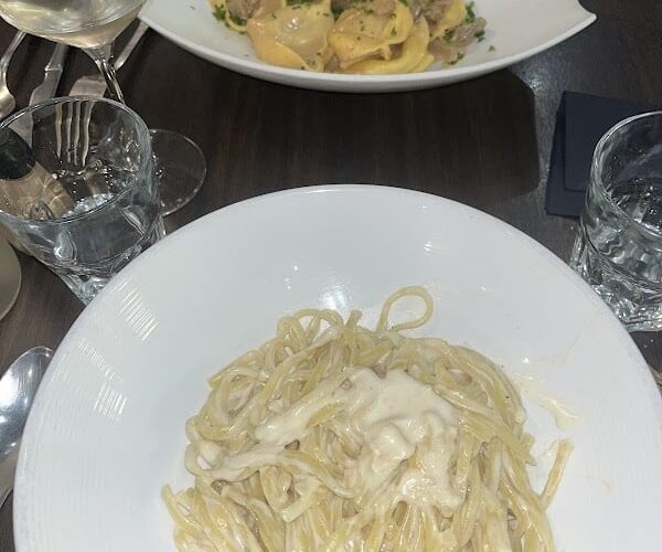 Nino Restaurant à Les Pennes-Mirabeau, France