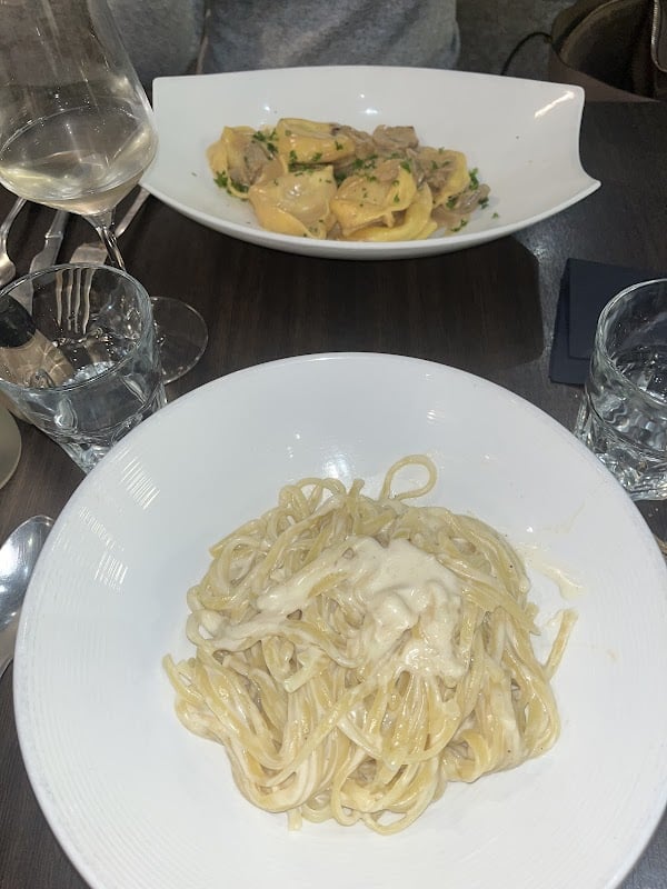 Nino Restaurant à Les Pennes-Mirabeau, France