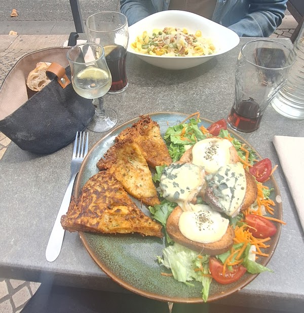 Restaurant NOTA BENE, Place Jean Jaurès, Saint Etienne à Saint-Étienne, France