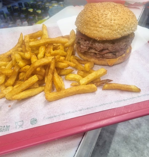 Restaurant O’Burger à Lion-sur-Mer, France