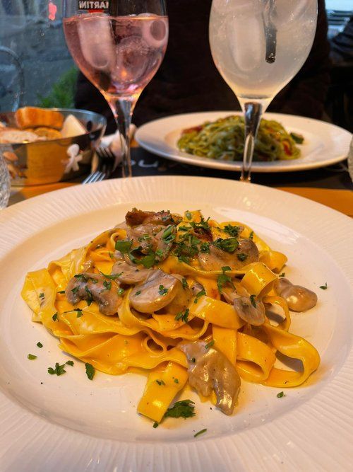 Restaurant Pasta Divina à Bruxelles, Belgique — photo 2