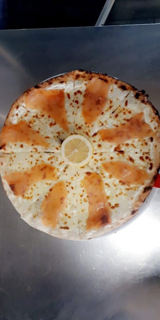 Pizza “Au Feu de Bois”