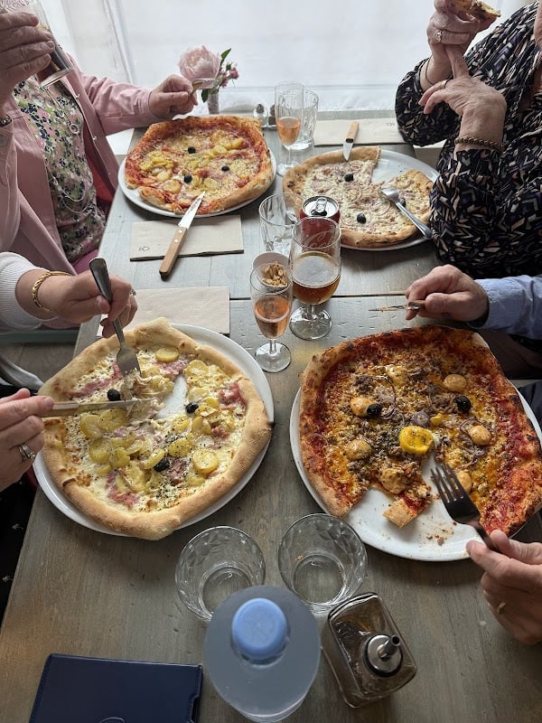 Restaurant Pizzeria Amanti à Lion-sur-Mer, France