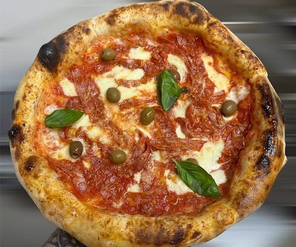 Restaurant Pizzeria Bella Napoli Da Luigi à Bulle, Suisse