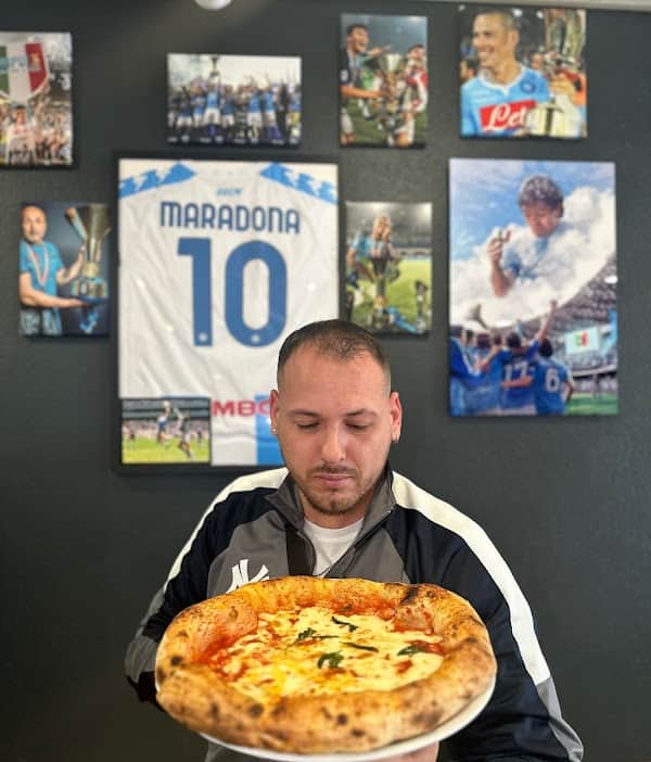 Restaurant Pizzeria Bella Napoli Da Luigi à Bulle, Suisse