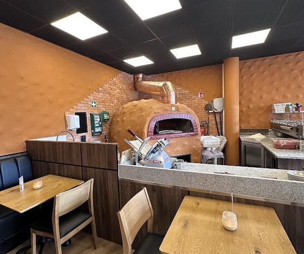 Restaurant Pizzeria Linda à Lyss, Suisse