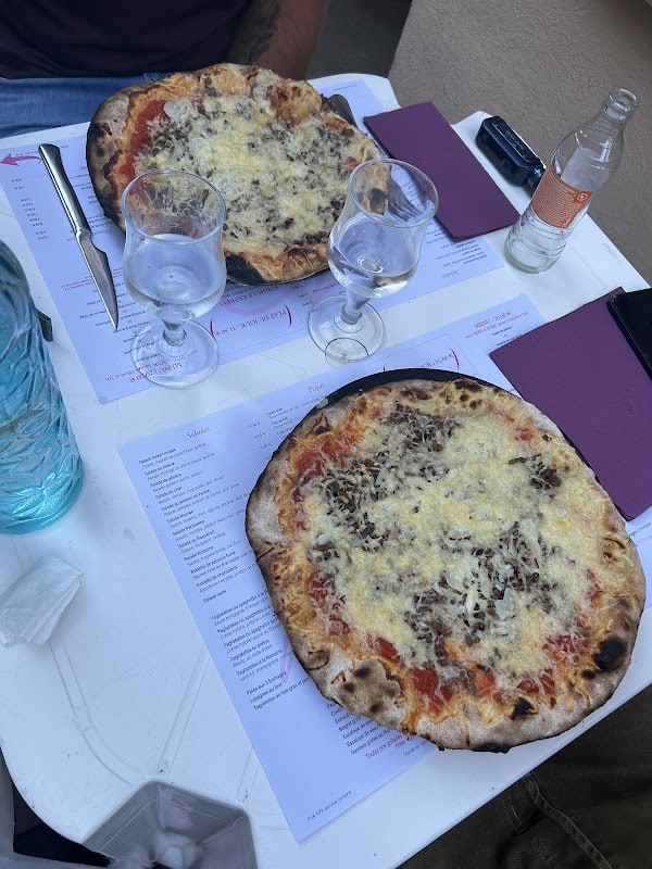 Restaurant Pizzéria Romaine – Au feu de bois à Rodez, France