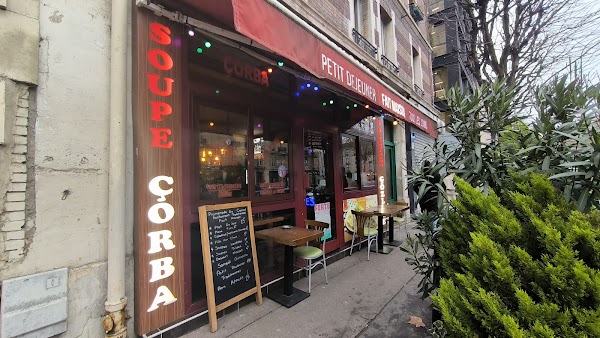 Restaurant Promenade Du Canal à Pantin, France