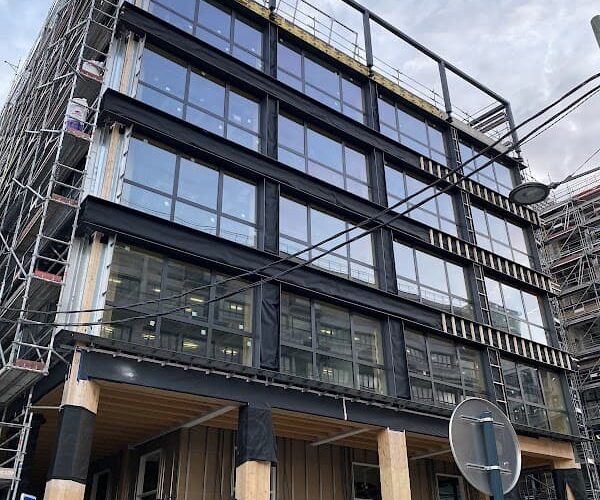 Restaurant Promenade Du Canal à Pantin, France