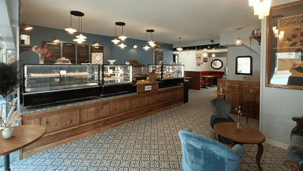 Restaurant Purée de pois à La Hague, France