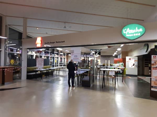 Restaurant Quick à Chaudeney-sur-Moselle, France