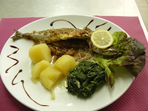 Restaurant Relais de Saintonge à Saint-Genis-de-Saintonge, France