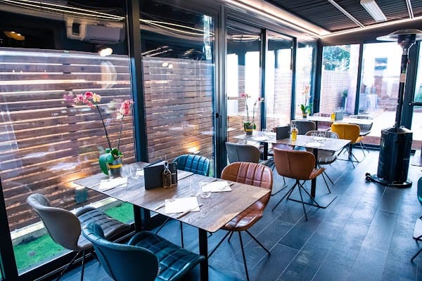 Restaurant Antoinette à Verrières-le-Buisson, France