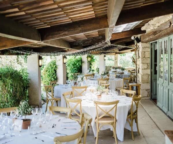 Restaurant & Bar la Ferme de la Huppe à Gordes, France