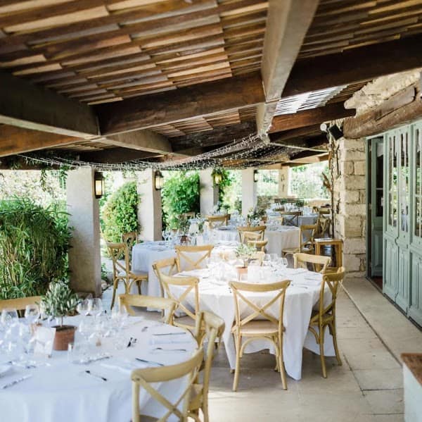 Restaurant & Bar la Ferme de la Huppe à Gordes, France