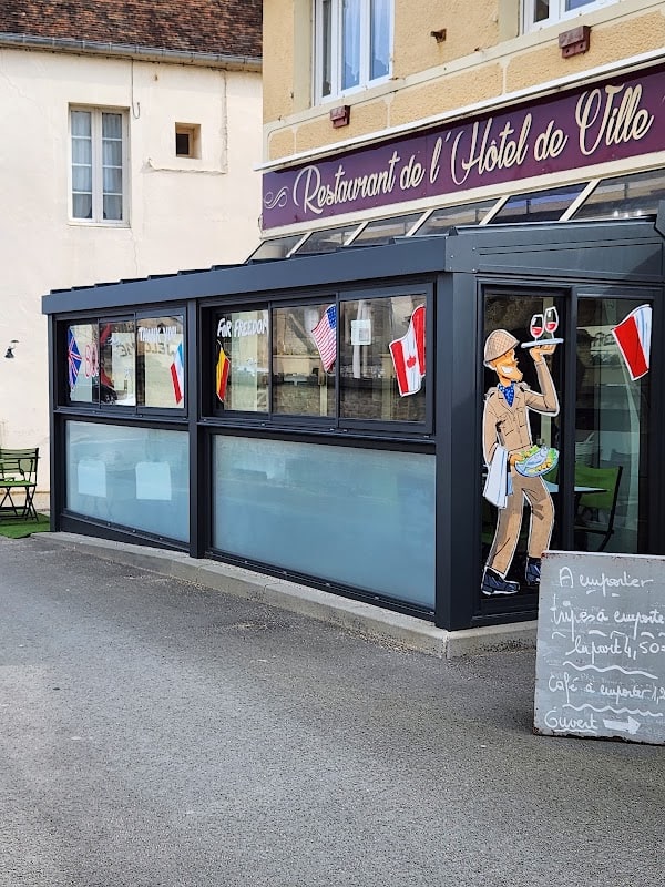 Restaurant de l’Hôtel de Ville à Lion-sur-Mer, France