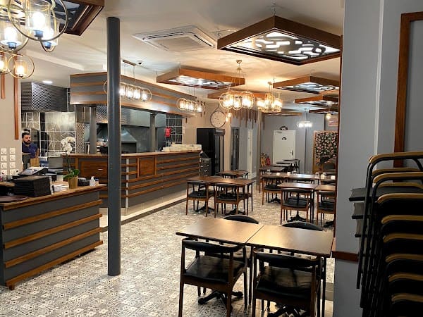 Restaurant Divan à Pantin, France