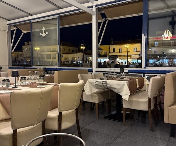 Restaurant du Port – Grau-du-Roi à Le Grau-du-Roi, France