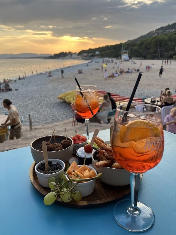 Restaurant La Plage De L’ile D’or à Saint-Raphaël, France