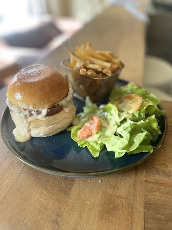 Restaurant La rivière à La Hague, France