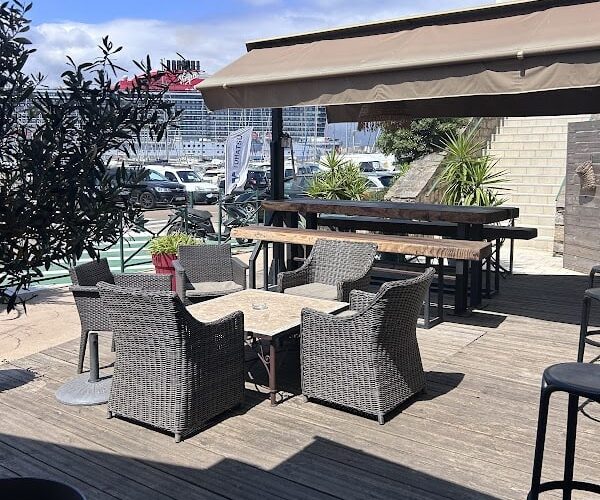 Restaurant La Terrasse du port à Ajaccio, France
