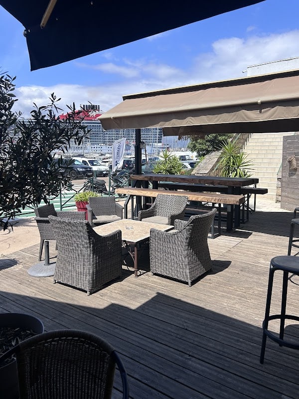Restaurant La Terrasse du port à Ajaccio, France