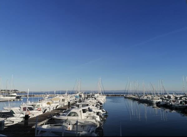 Restaurant le club house du CNM à Martigues, France