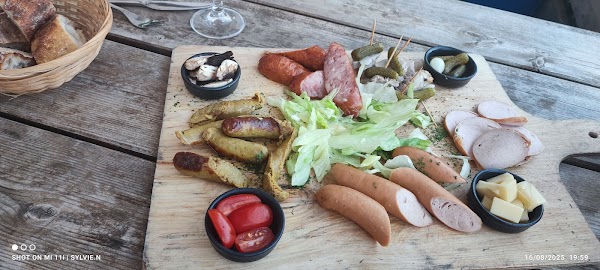 Restaurant Le Pavillon Bleu à Villey-Saint-Étienne, France