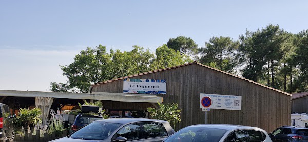 Restaurant le piqueyrot à Hourtin, France