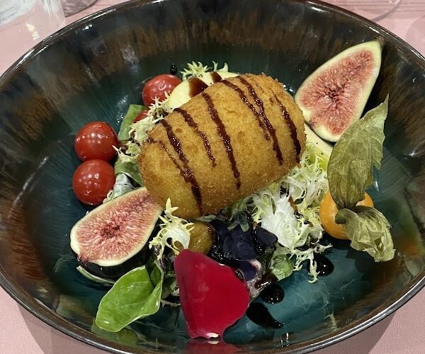 Restaurant le Saint Hubert à Le Blanc-Mesnil, France