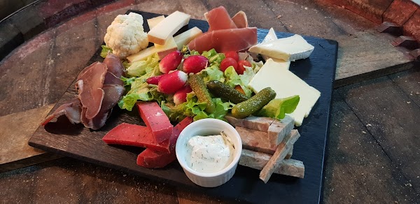 Restaurant Les Castors à Saint-Simon-de-Bordes, France