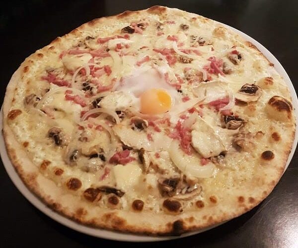 Restaurant les reflets du Périgord /chez titi à Saint-Mitre-les-Remparts, France