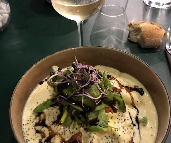 Restaurant Nine à Les Pennes-Mirabeau, France