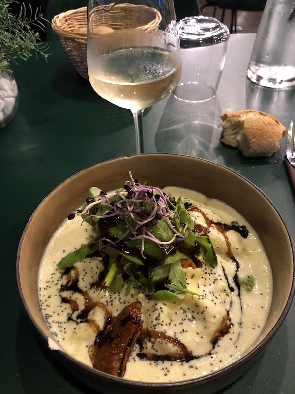 Restaurant Nine à Les Pennes-Mirabeau, France