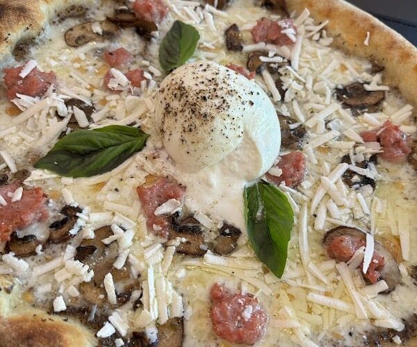 Restaurant & Pizzeria le F à Fabrègues, France