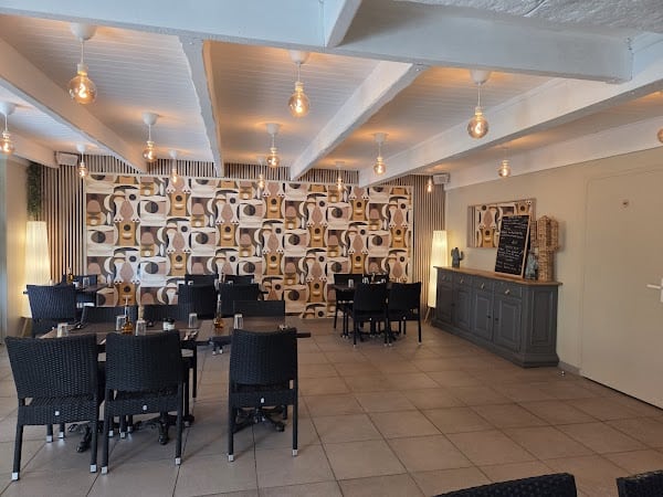 Restaurant & Pizzeria le F à Fabrègues, France