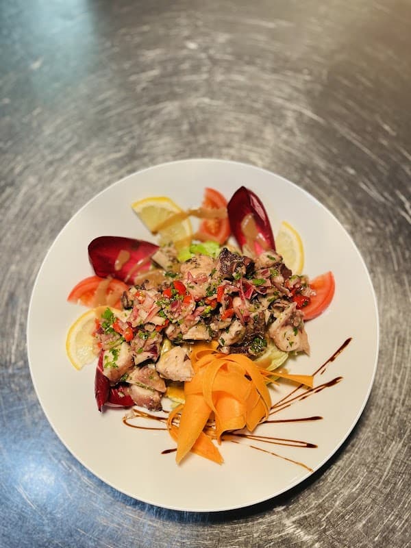 Restaurant Pizzeria sous les Pins à Martigues, France