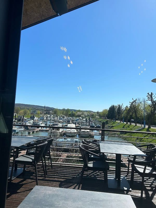 Restaurant Um Hafen à Schengen, Luxembourg