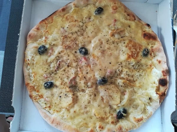 Restaurant Robion Pizza à Robion, France