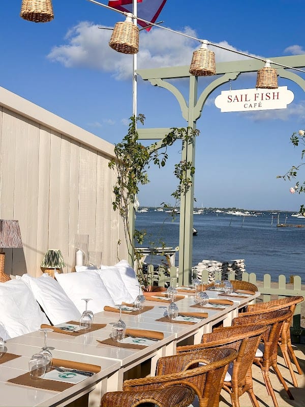 Restaurant Sail Fish Café Piraillan à Lège-Cap-Ferret, France