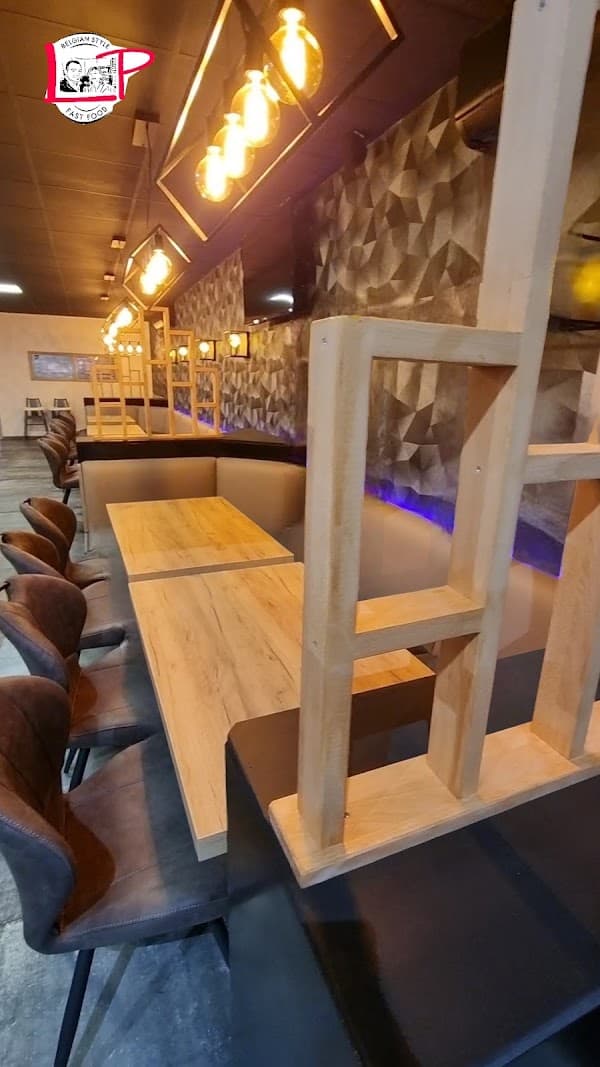 Restaurant Snack L&P carniéres à Morlanwelz, Belgique