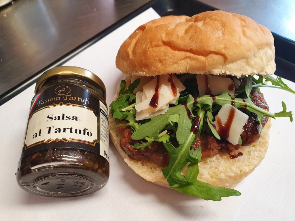 Restaurant Snack pep’la frite à Morlanwelz, Belgique