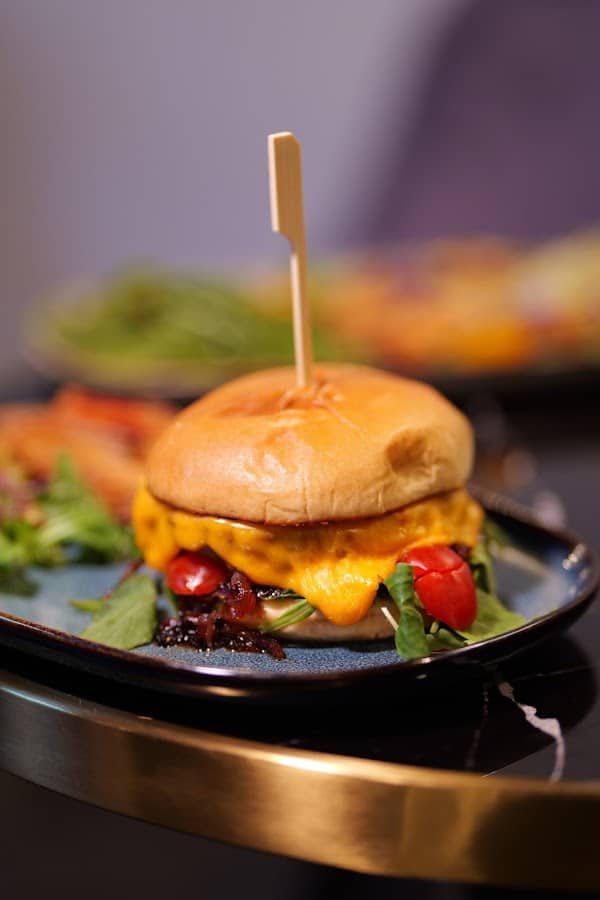 SNOW RESTAURANT LOUNGE à Bobigny, France