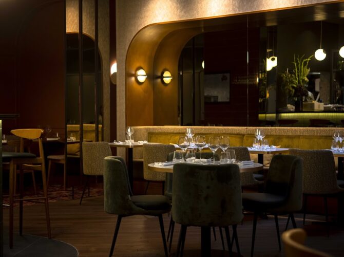 Restaurant Sphère à Paris, France